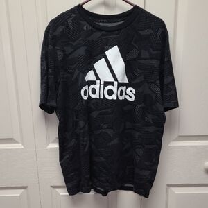 Adidas Men's Black and White Logo Tee with Geometric all Over Print Crew Neck XL